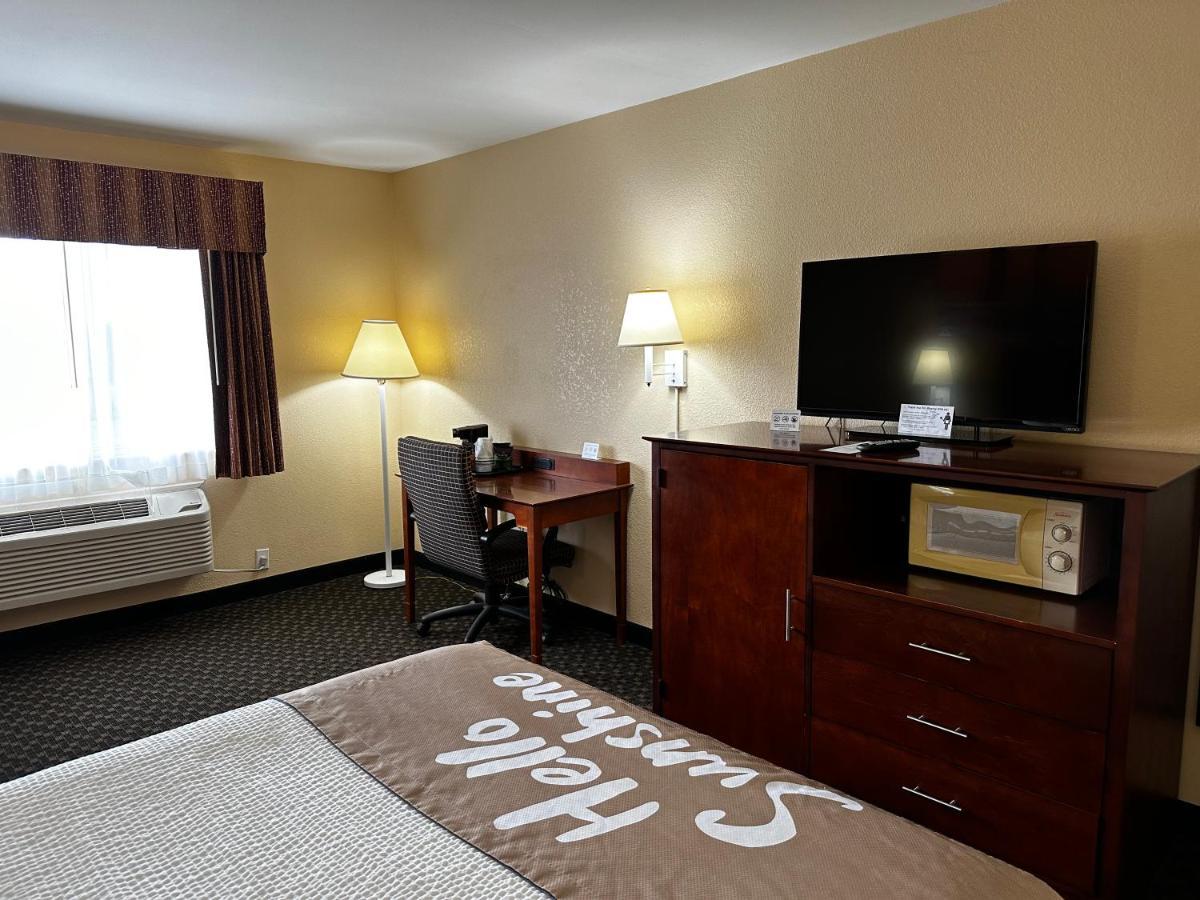 Days Inn By Wyndham Imlay City Ngoại thất bức ảnh