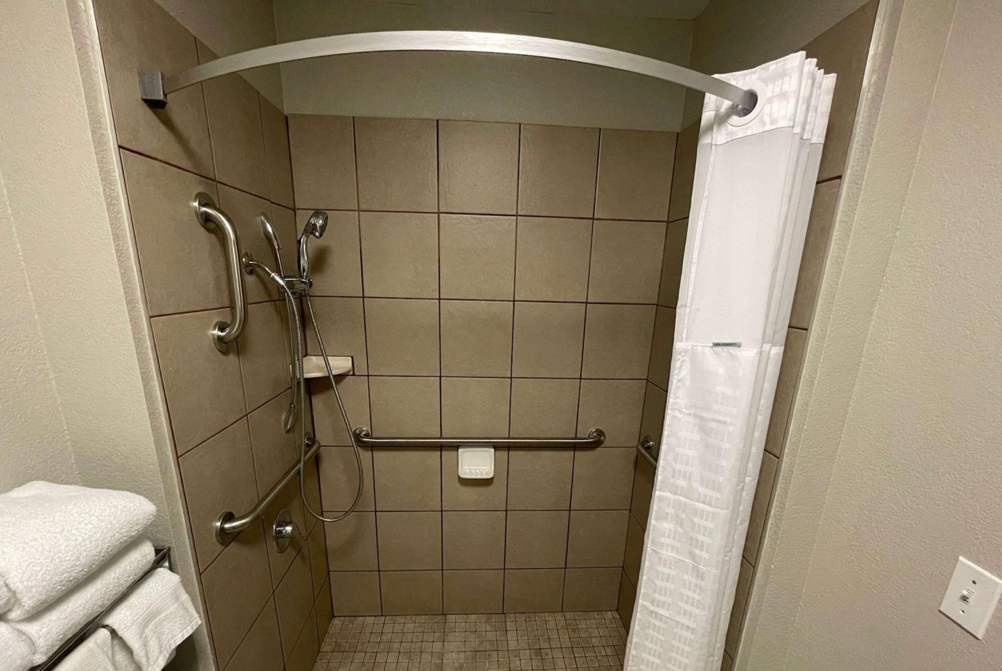 Days Inn By Wyndham Imlay City Ngoại thất bức ảnh