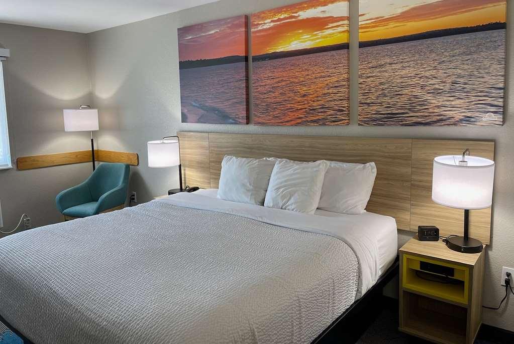 Days Inn By Wyndham Imlay City Phòng bức ảnh